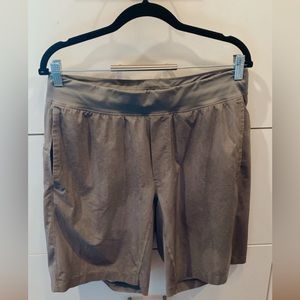 Men’s lululemon size large shorts